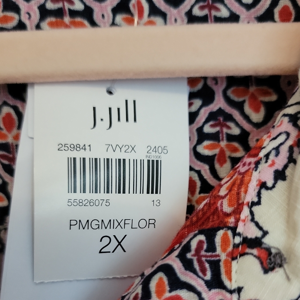 J. Jill Red and Cream Floral Women's Shirt, New With Tag - Picture 2 of 10